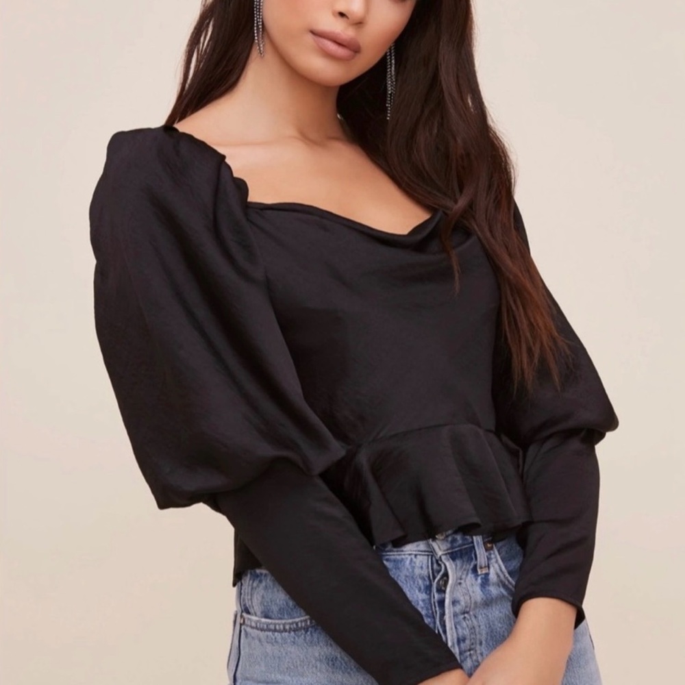 ASTR The Label Black Puff Sleeve Smocked Peplum Top Small NWOT